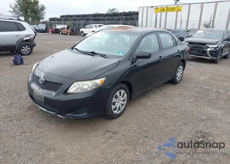 2010 Toyota Corolla Le z USA, uszkodzony, nr VIN 2T1BU4EE9AC311765